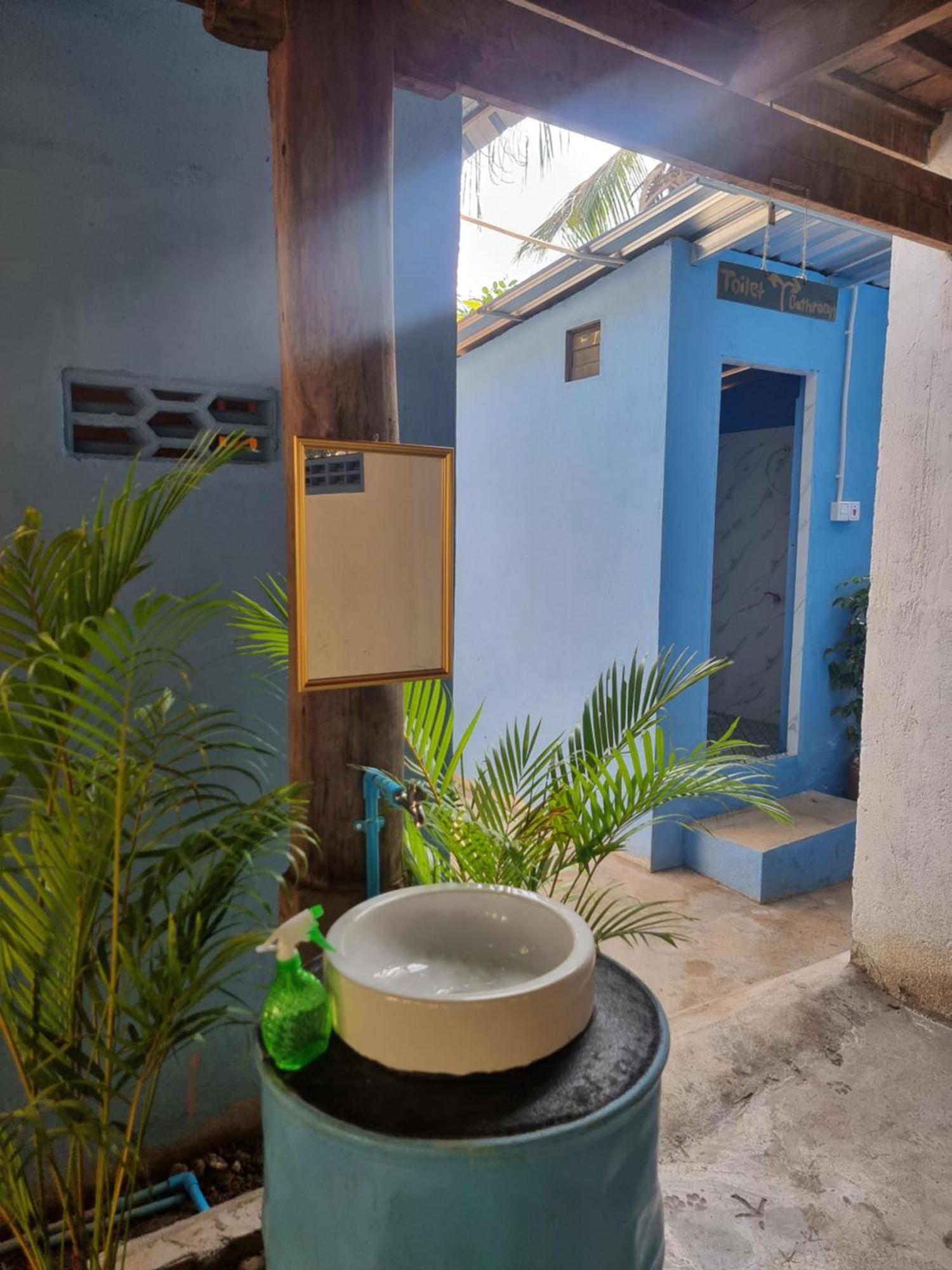 Discover Kratie Homesetay Exteriör bild